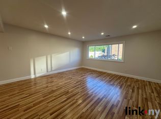 27 4th Ave, Pelham, NY 10803