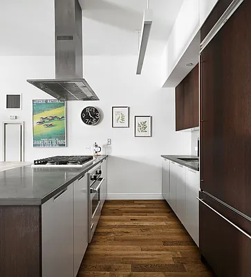 Rented by Compass | media 7