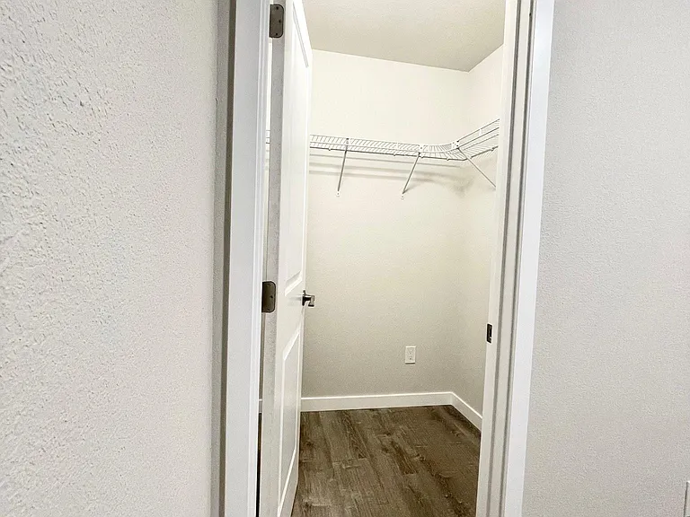 20832 Poplar Way — Photo 14