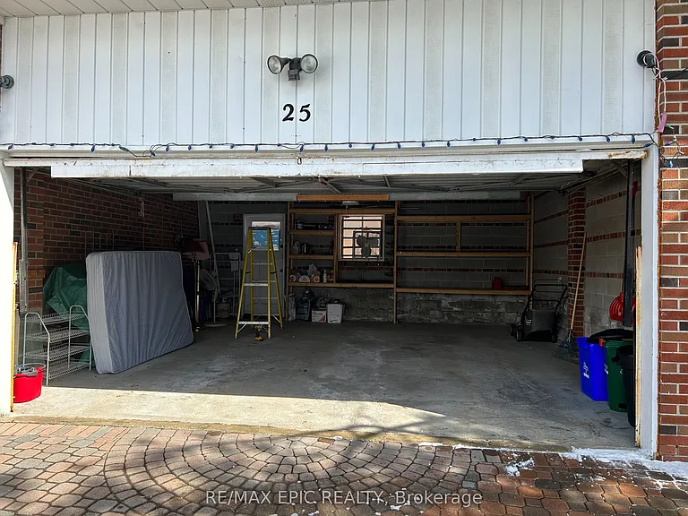25 Gentry Cres #MAIN — Photo 13
