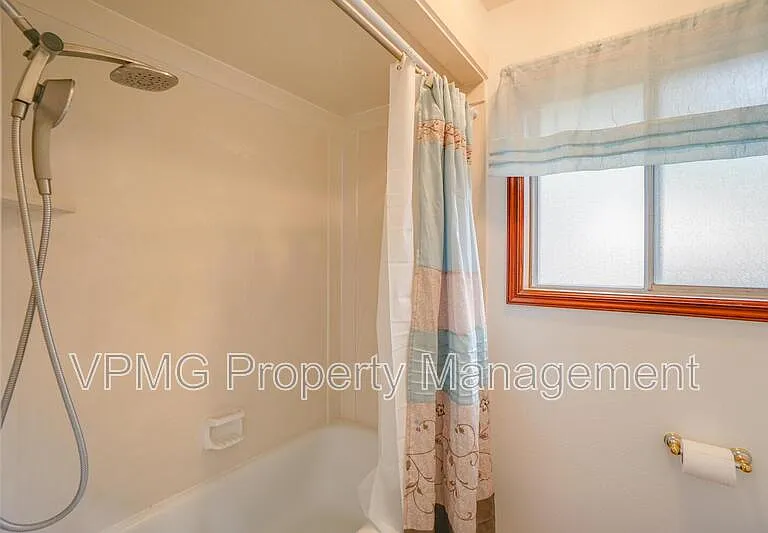 7301 Indiana St — Photo 23