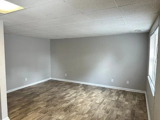 1 bed, 1.0 bath, $750 — Photo 4