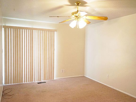 4th image of 409 San Paula Ave