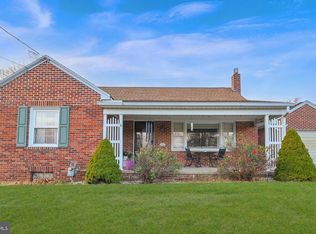 208 Linden Ave, Red Lion, PA 17356