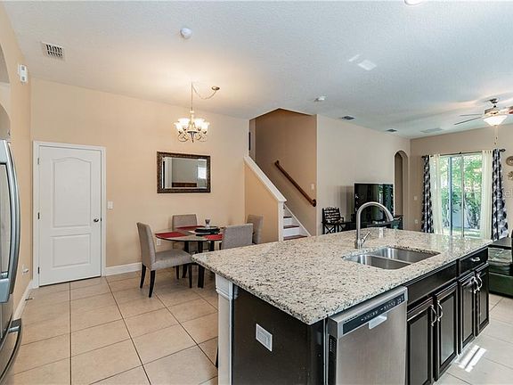 5th image of 7606 S De Soto St