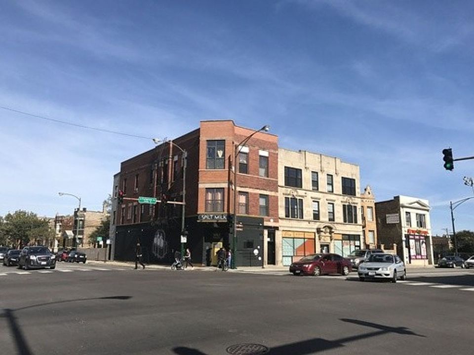 1st image of 2758 W Fullerton Ave #6