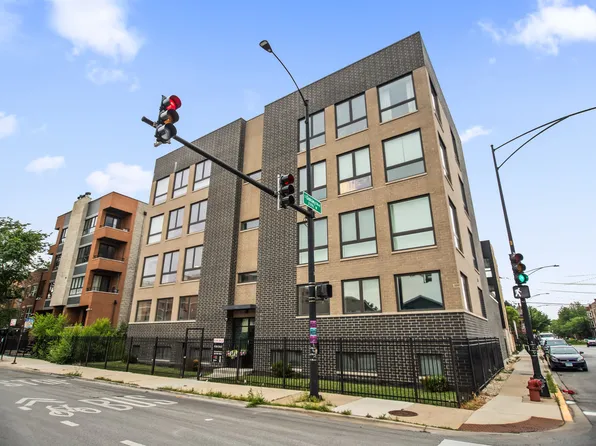 2304 W Jackson Blvd #2W, Chicago, IL 60612