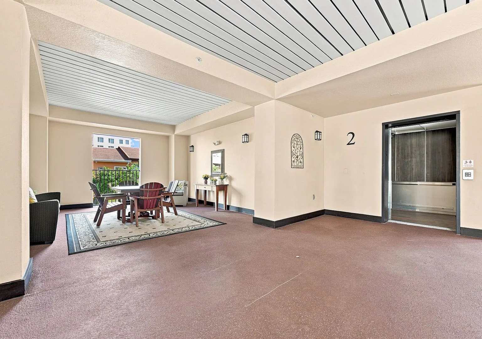 2BR/2BA Condo in The Madison, located in the Waterfront District of downtown St. Petersburg. — Photo 3