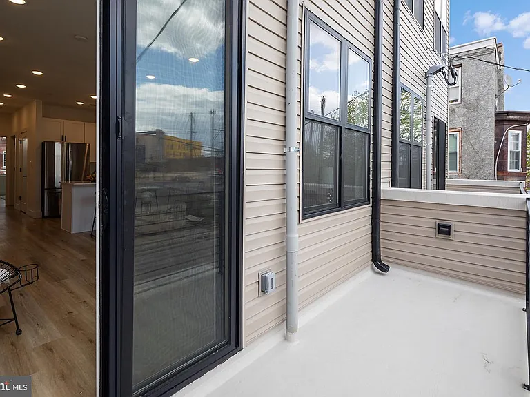 3108 Clifford St #A — Photo 8