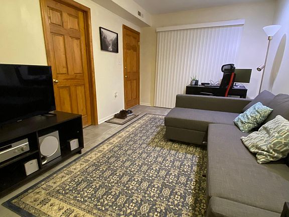 3rd image of 3711 W Palmer St #1