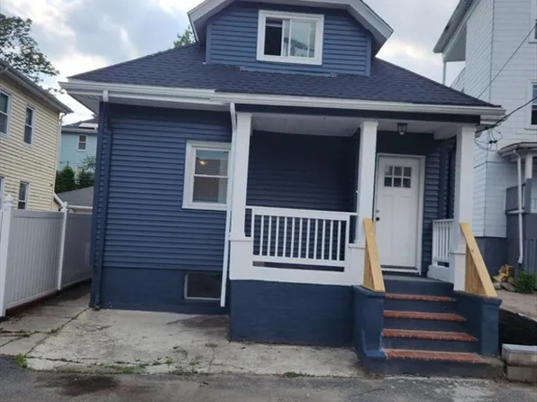 74 Falmouth Ave, Brockton, MA 02301