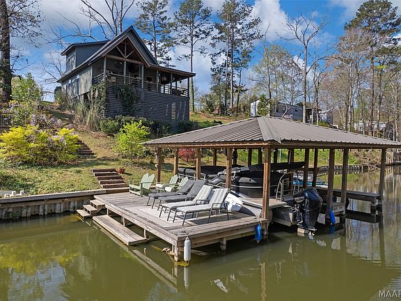 2nd image of 272 Briar Loop Rd