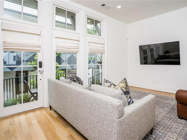 683 Arcos Way SE #1 — Photo 8