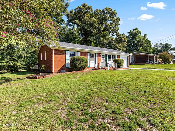 2nd image of 139 Greencrest Circle