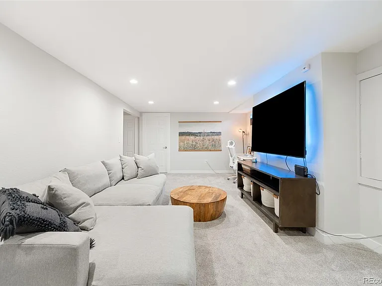 13004 King Cir — Photo 26