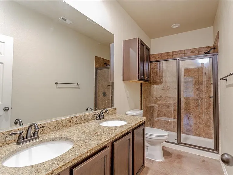 421 Jack Rabbit Ln #B — Photo 14