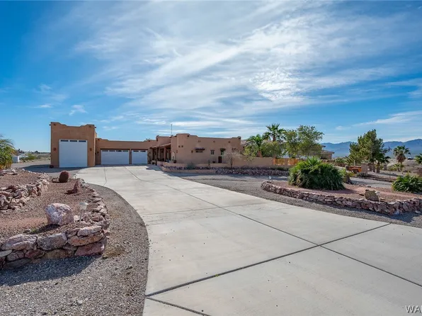 1748 Havasupai Dr, Bullhead City, AZ 86442