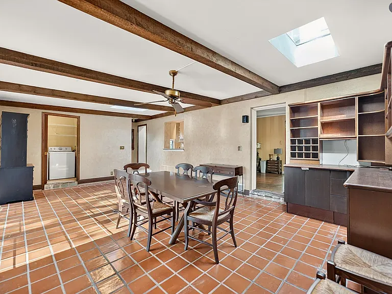 208 Robert Ave #1 — Photo 21