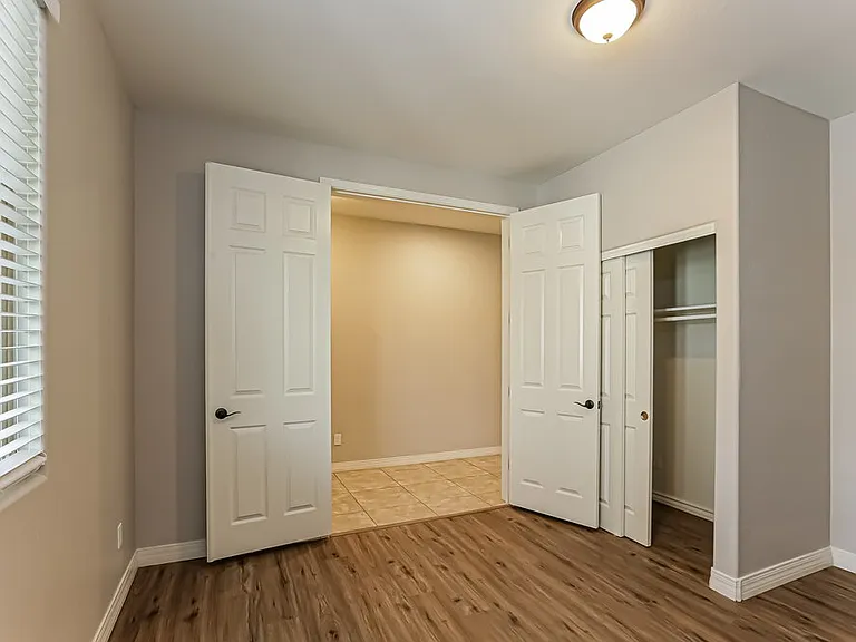 4819 W Saint Anne Ave — Photo 15