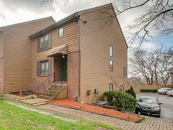 2nd image of 2220 Westview Dr