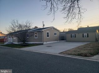 326 Lafayette Rd, Carneys Pt, NJ 08069