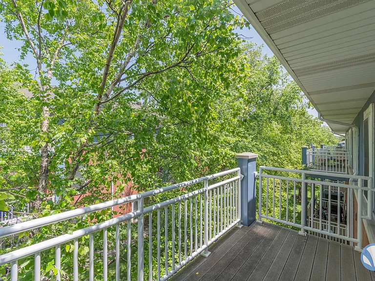 Chateau at Holmes Lake — Photo 65