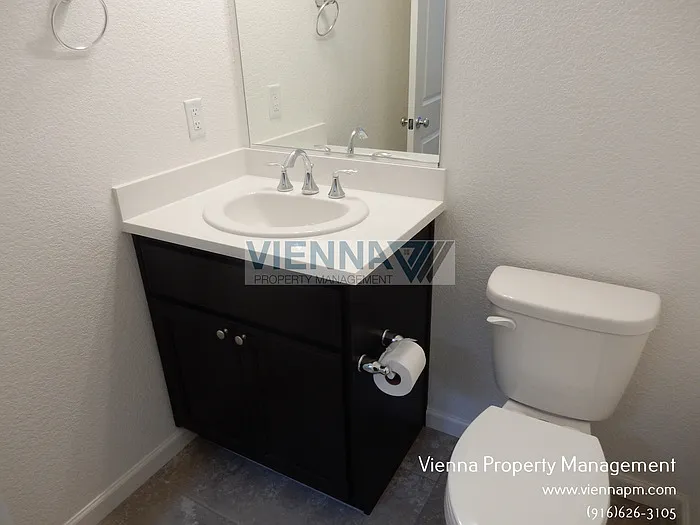 1271 Goldenrod Way — Photo 14