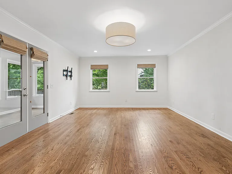 5004 Danby Dr — Photo 29