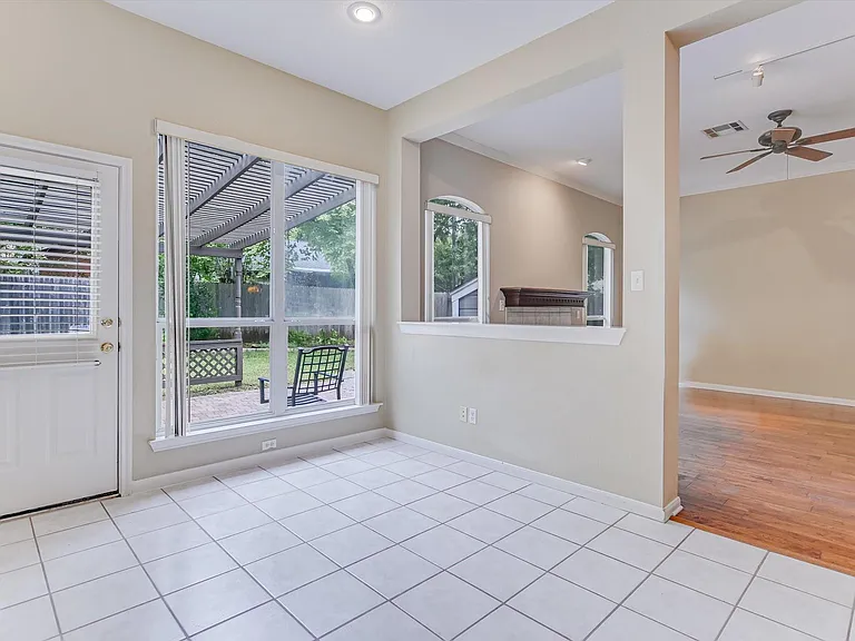 8617 Little Laura Dr — Photo 10