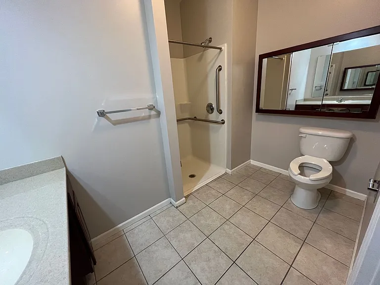 1126 Bertrand St #8 — Photo 5