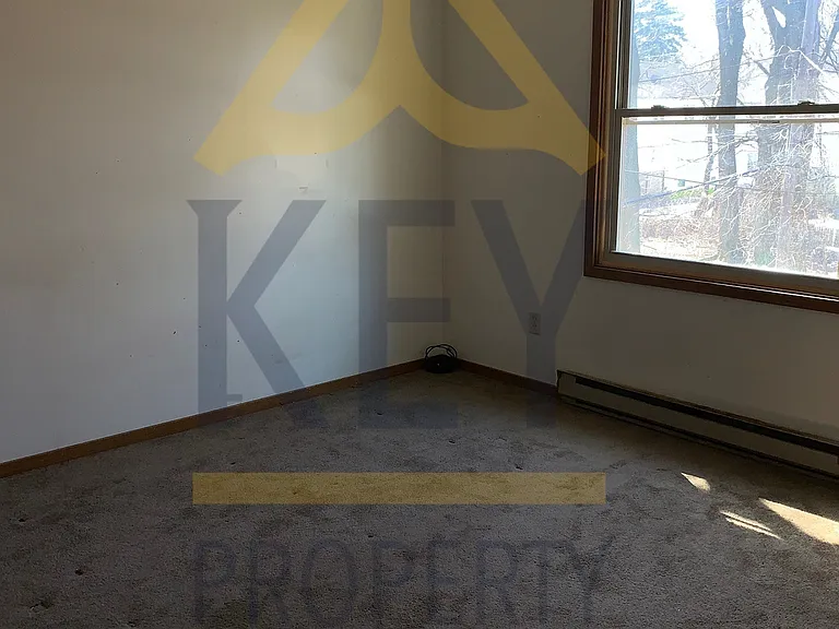 493 Hollenbeck St — Photo 14