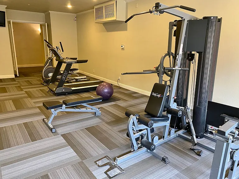 2800 Sandage Ave #303 — Photo 30
