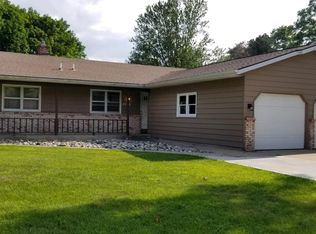 2938 52nd St SW, Wyoming, MI 49418