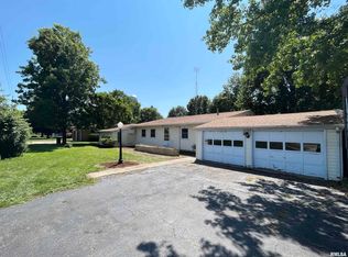 18907 State Route 4 Rd, Virden, IL 62690