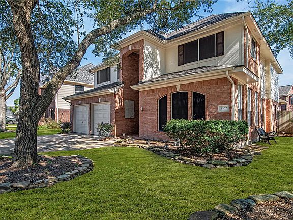 4th image of 4102 Sand Dollar Ct
