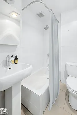 Rented by Brown Harris Stevens | media 6