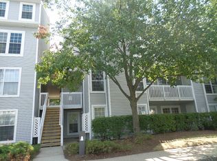 18 Fox Run Dr #9, Englewood, NJ 07631