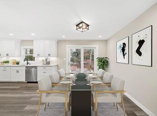 3 Woodrow Ln, Smithtown, NY 11787