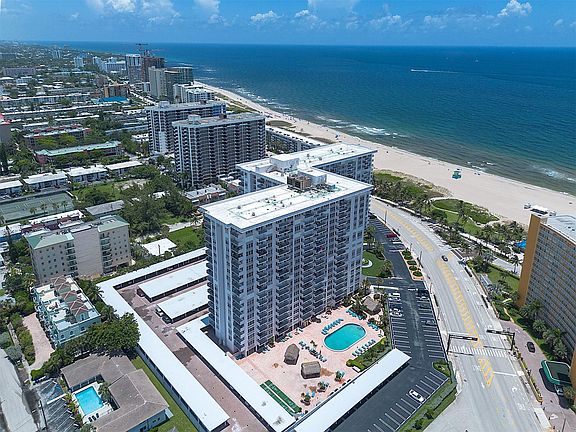 5th image of 405 N Ocean Boulevard #806