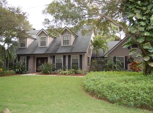 2084 S Courtenay Pkwy, Merritt Island, FL 32952