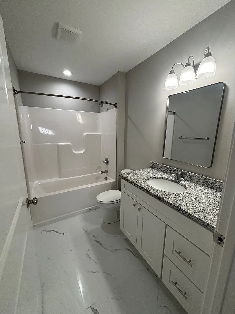 900 Lake Harriette Drive — Photo 3