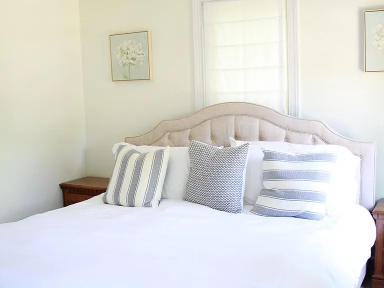 Guest Bedroom with Ensuite Bathroom