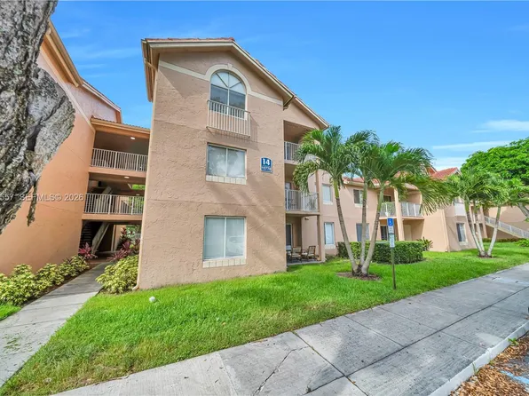 15770 SW 106th Ter APT 106, Miami, FL 33196