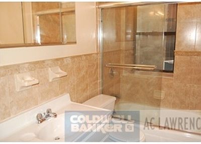 3rd image of 595 10th Ave APT 5N