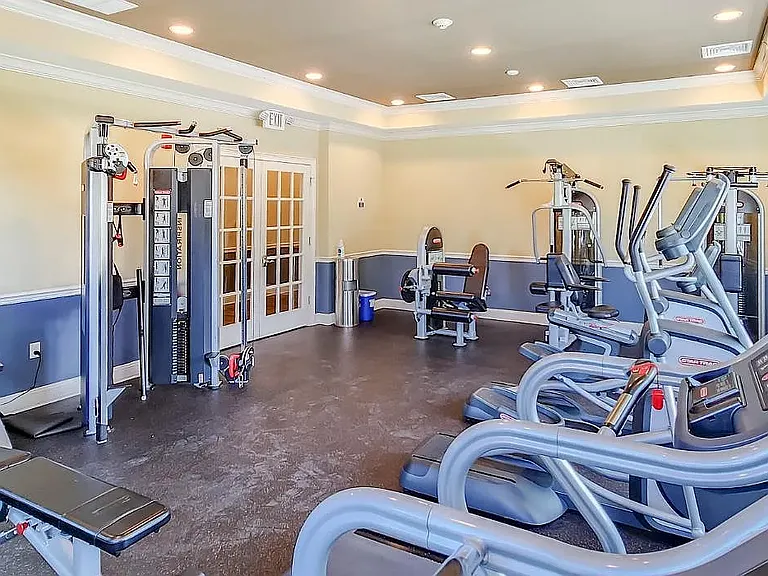 548 E Celebration Way — Photo 28