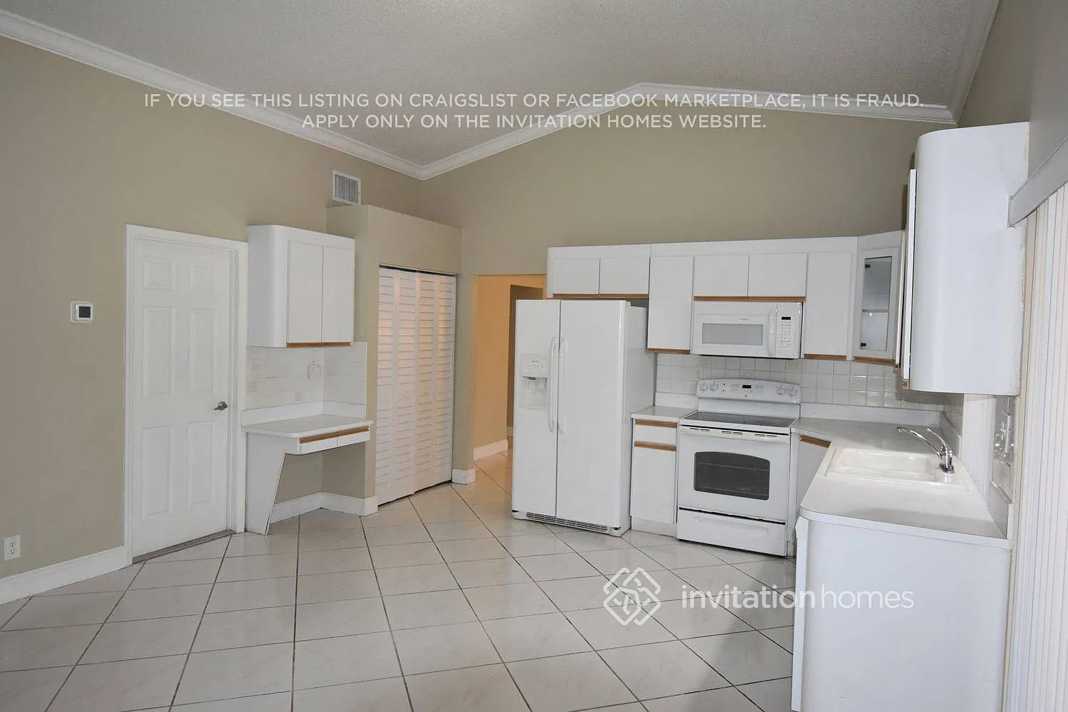 13265 SW 96th Ter Miami, FL 33186 — Photo 4
