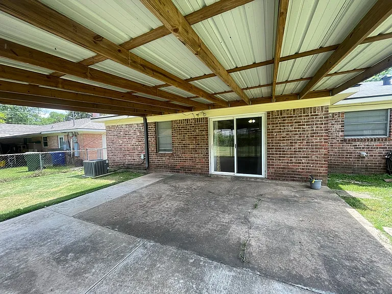 346 Wayne Dr — Photo 14