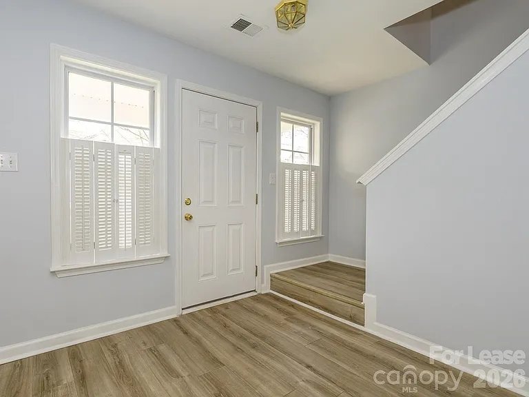 8327 Brickle Ln — Photo 3