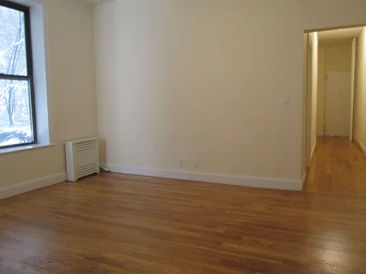 Rented by Beekman Street Realty | media 16