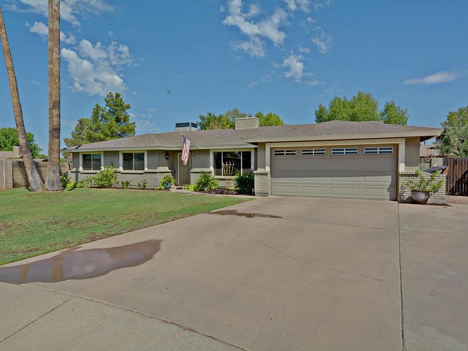 1st image of 716 N Linden Cir